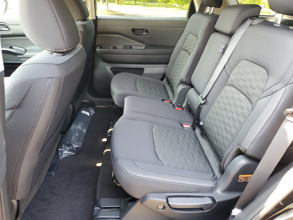 New 2026 Nissan Pathfinder SV FWD image 12