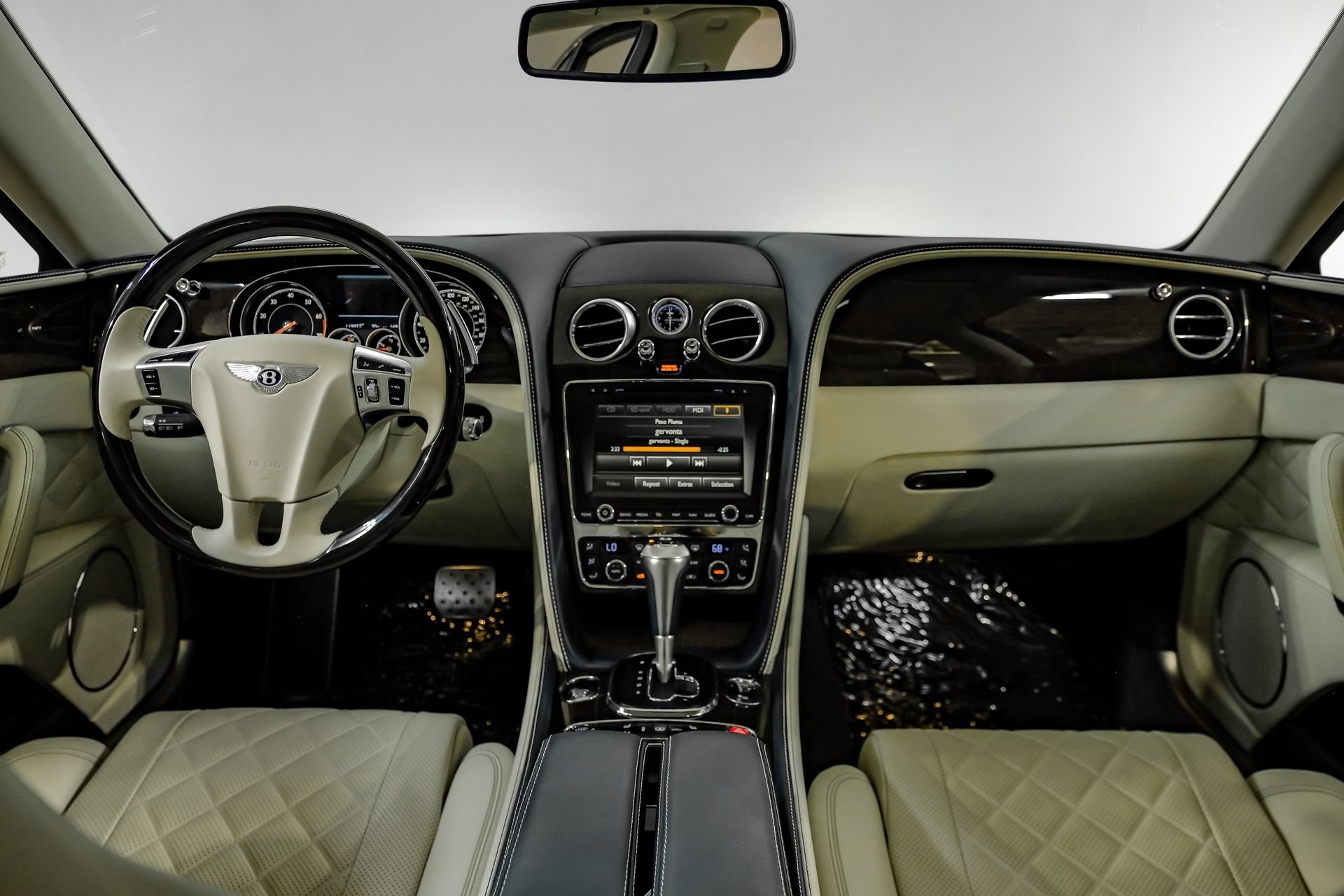 Used 2018 Bentley Flying Spur W12 AWD/4WD image 22