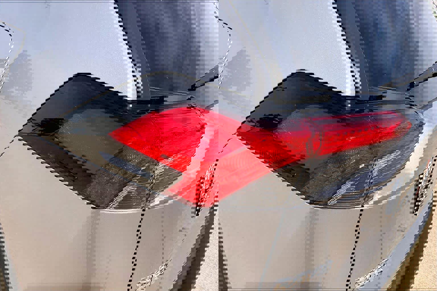 Used 2025 Toyota RAV4 XLE image 30