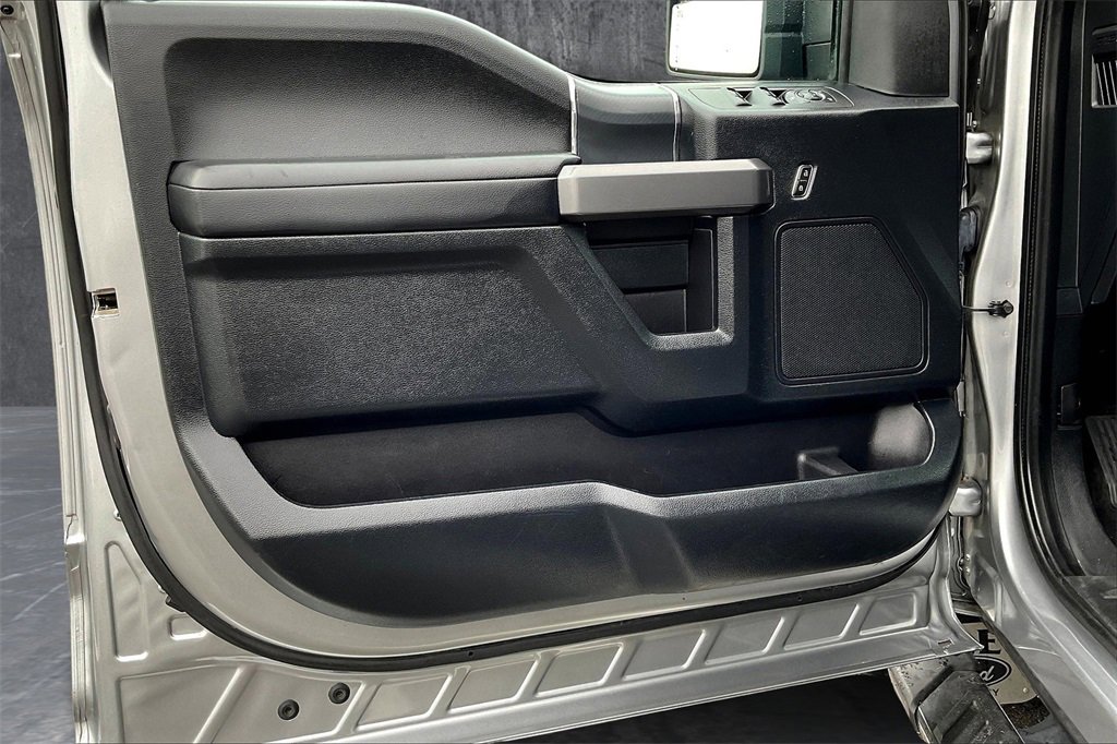 Used 2020 Ford F150 XLT w/ Equipment Group 302A Luxury image 17