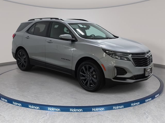 Used 2023 Chevrolet Equinox RS FWD image 4