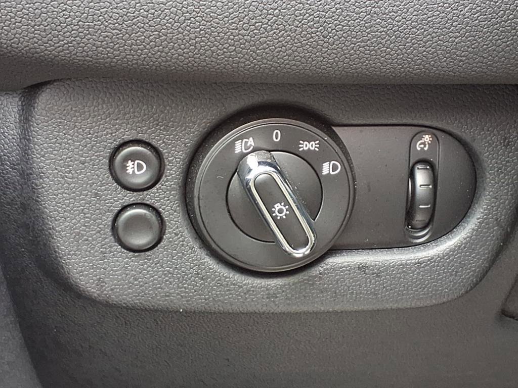 Used 2023 MINI Cooper Clubman S image 25