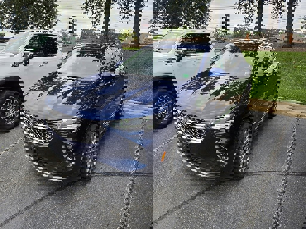 Used 2022 Buick Envision Avenir w/ Technology Package II