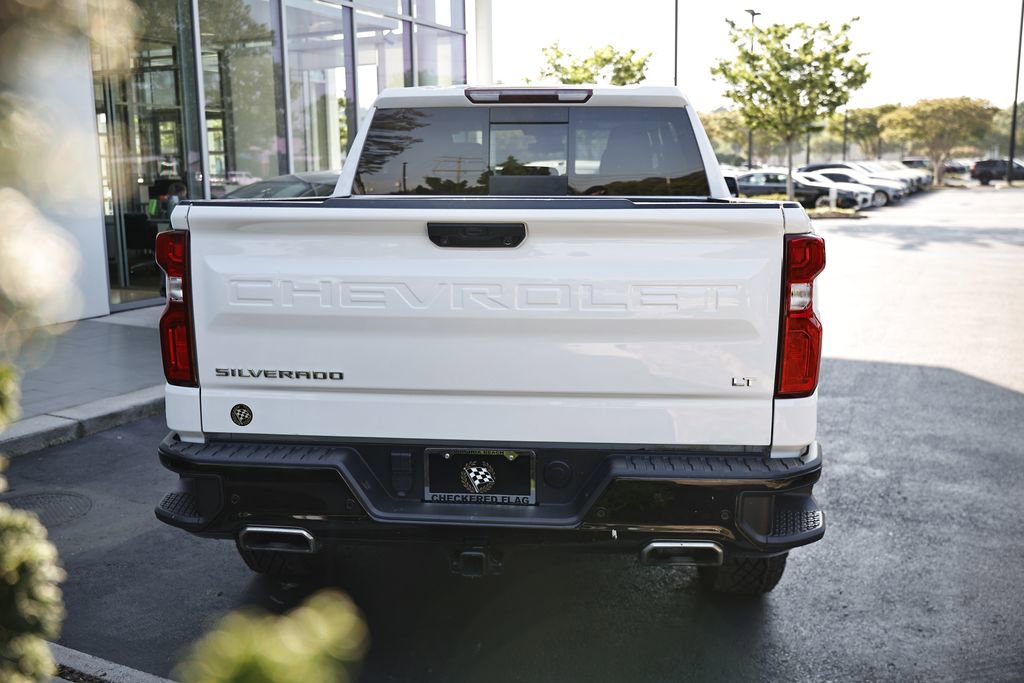 Used 2024 Chevrolet Silverado 1500 LT Trail Boss w/ LT Trail Boss Premium Package AWD/4WD image 10