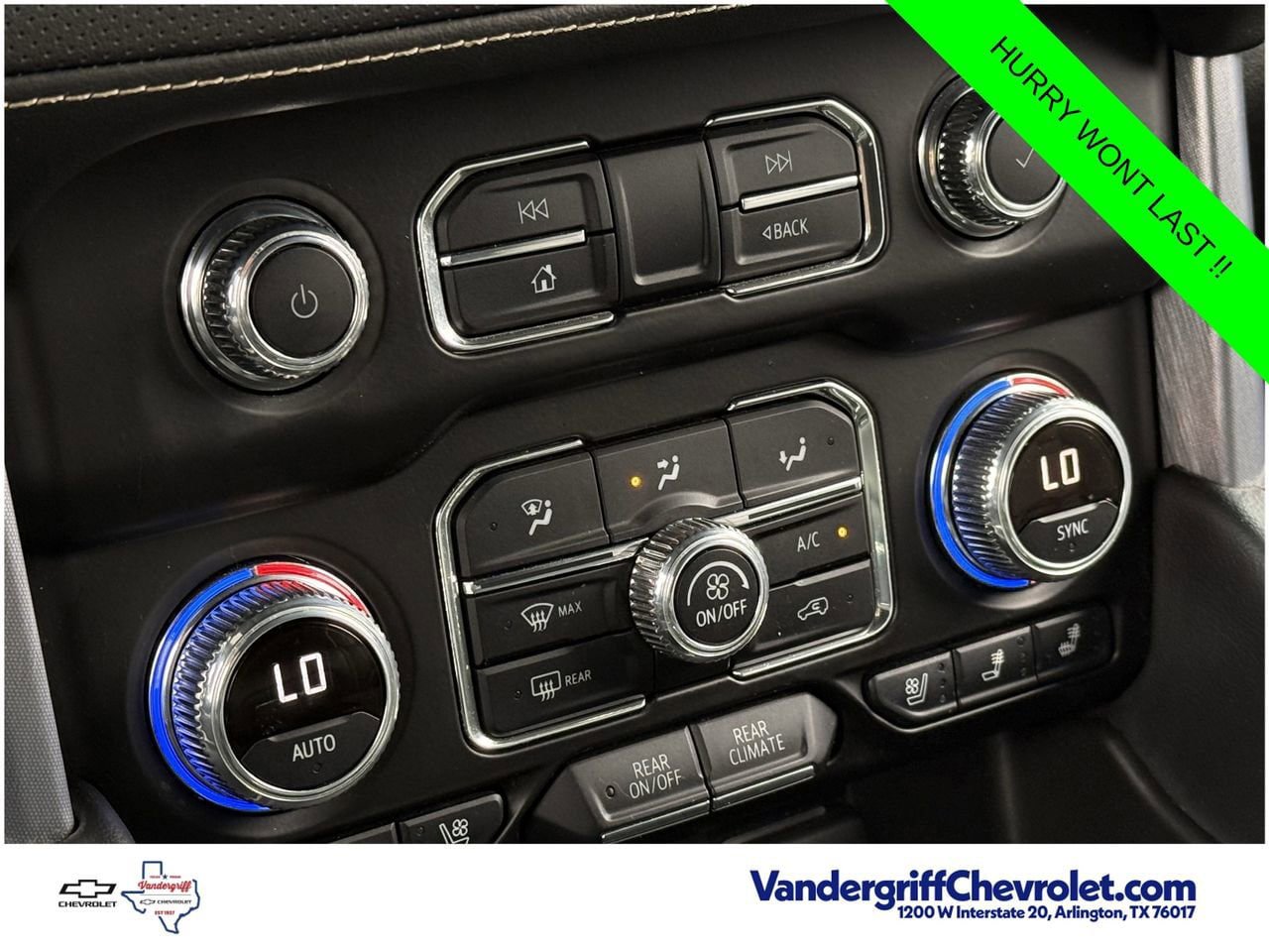 Used 2022 GMC Yukon SLT w/ SLT Luxury Package AWD/4WD image 17