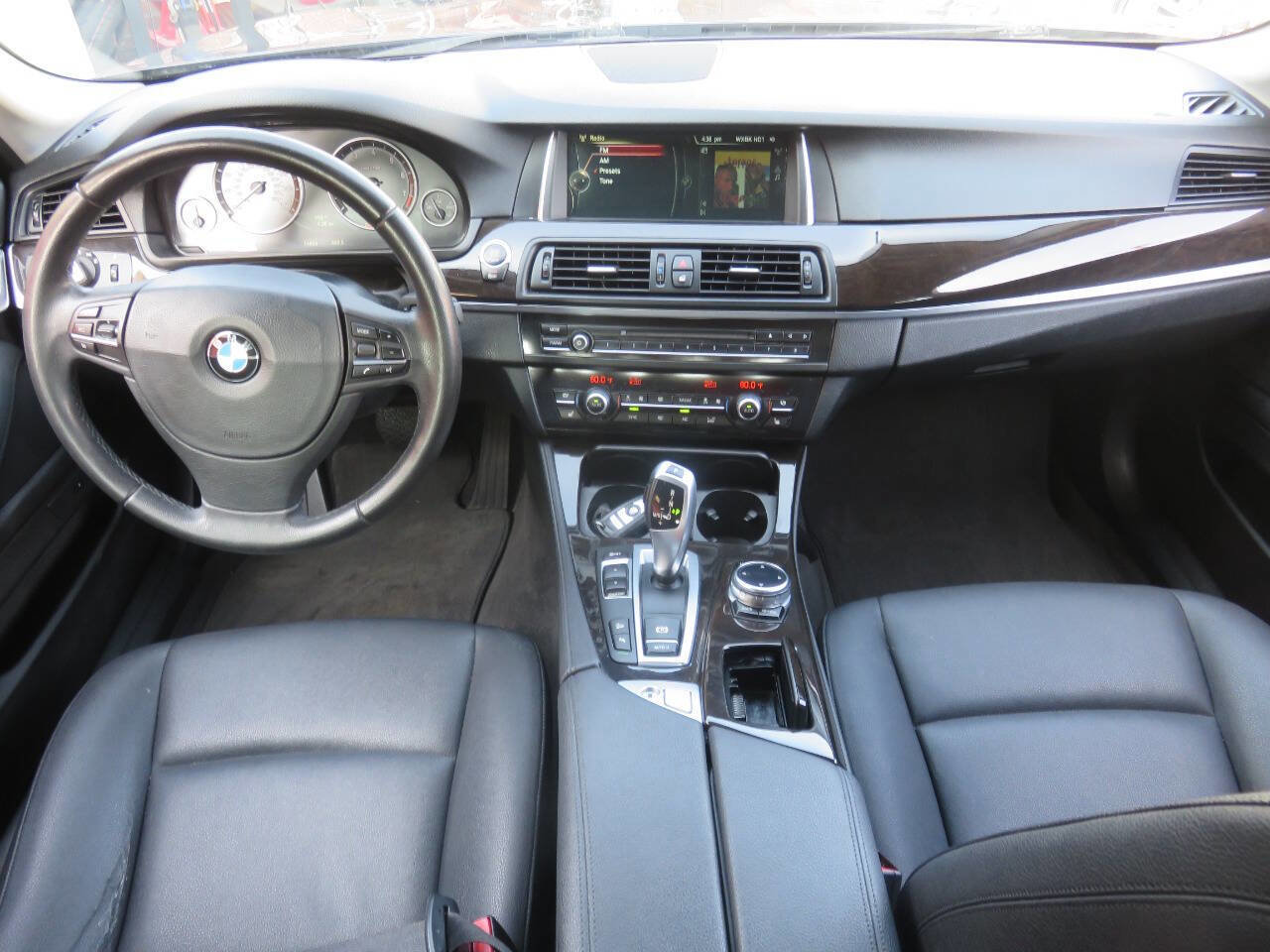 Used 2014 BMW 528i xDrive Sedan AWD/4WD image 12