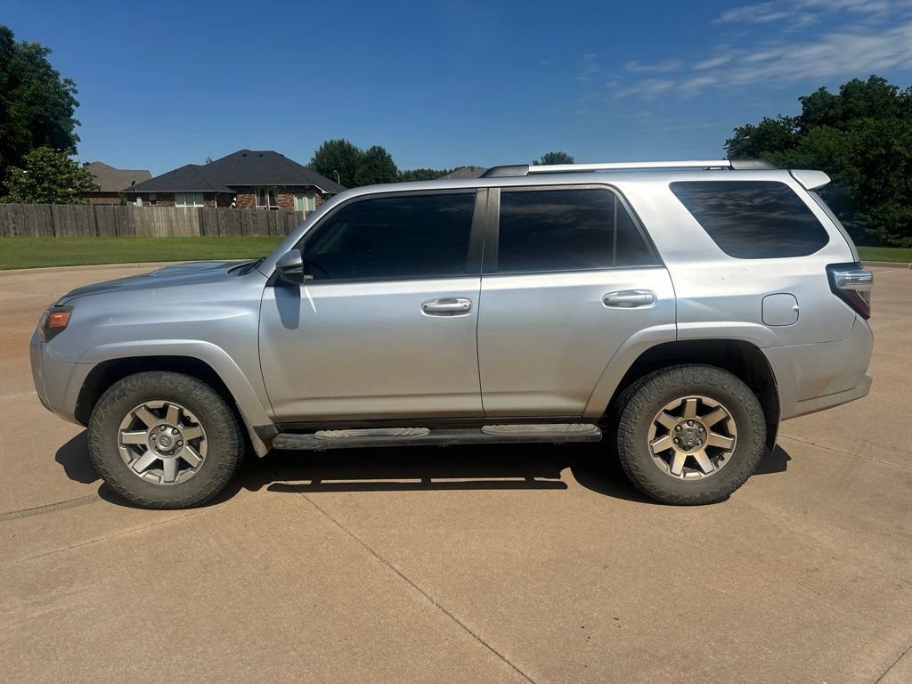 Used 2015 Toyota 4Runner Trail Premium AWD/4WD image 2
