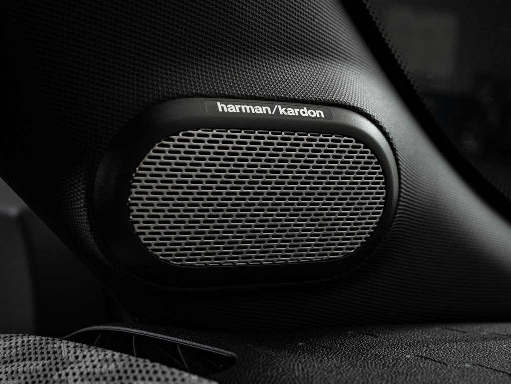 Certified 2025 MINI Cooper S image 25