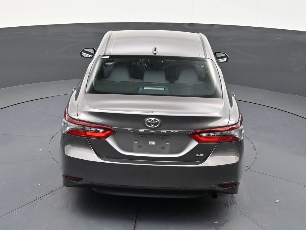 Used 2022 Toyota Camry LE FWD image 15