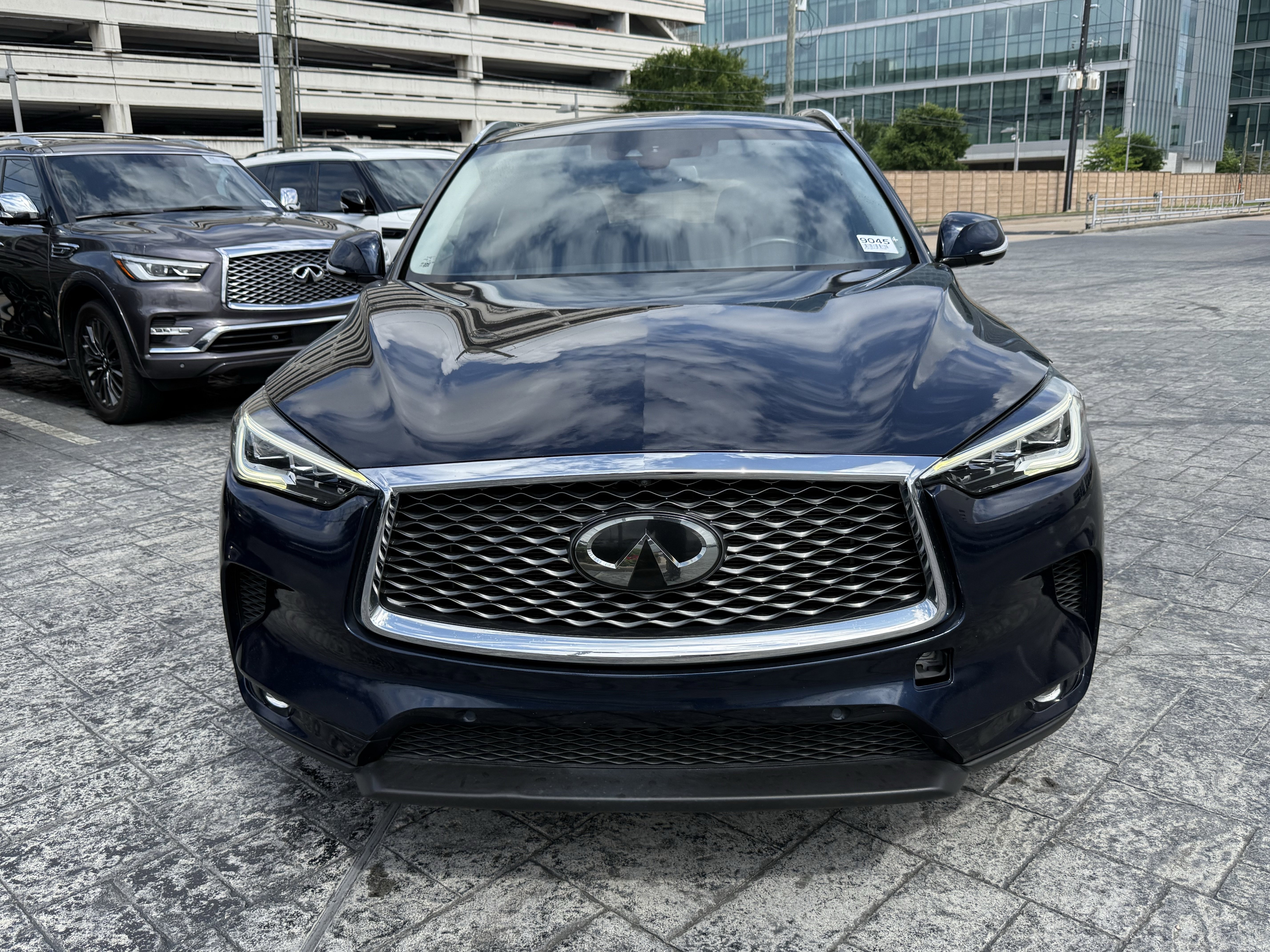 Used 2021 INFINITI QX50 Sensory FWD image 2