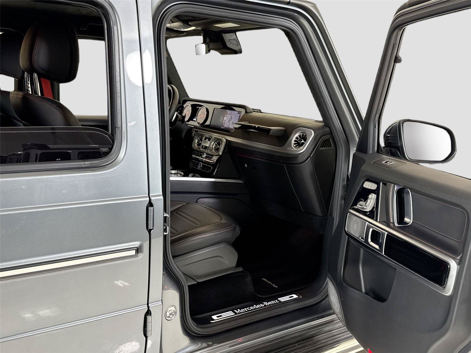 Used 2020 Mercedes-Benz G 550 image 32