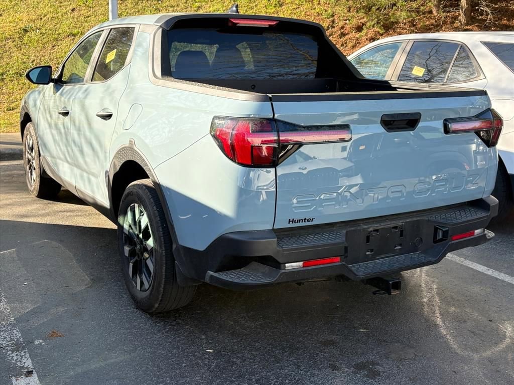 Used 2025 Hyundai Santa Cruz SE image 5