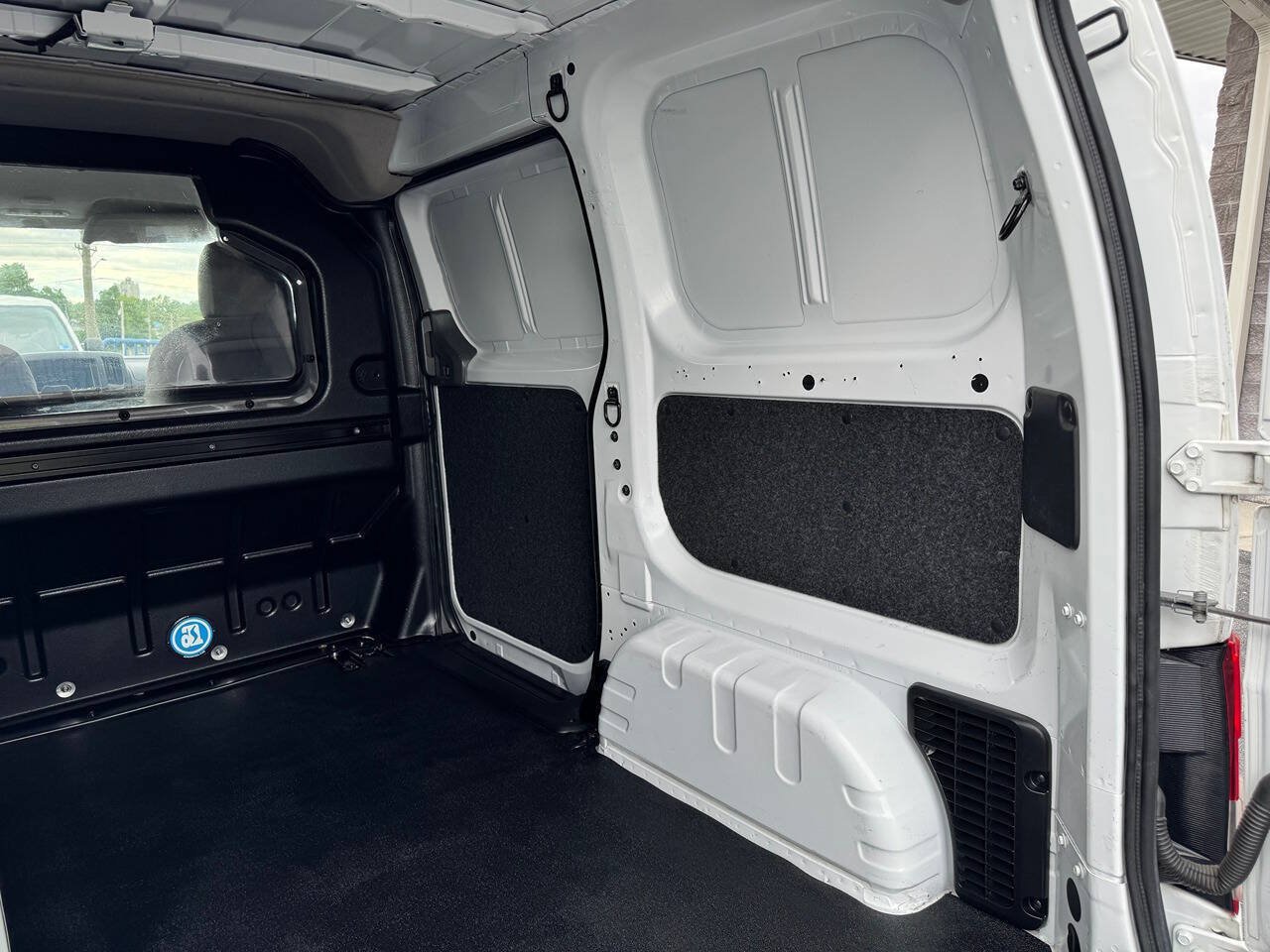 Used 2021 Nissan NV200 SV FWD image 12