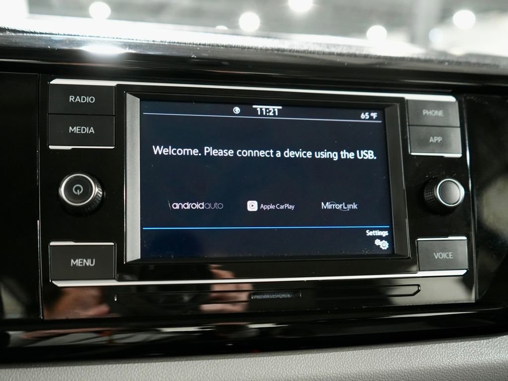 Used 2023 Volkswagen Taos S image 17