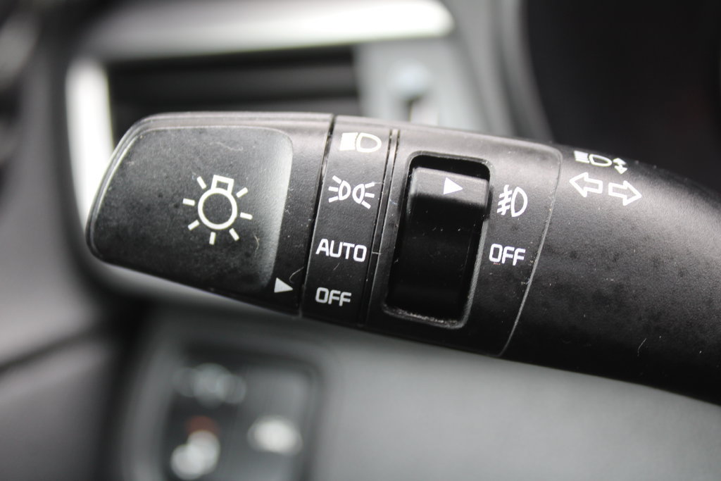 Used 2019 Kia Optima S FWD image 28