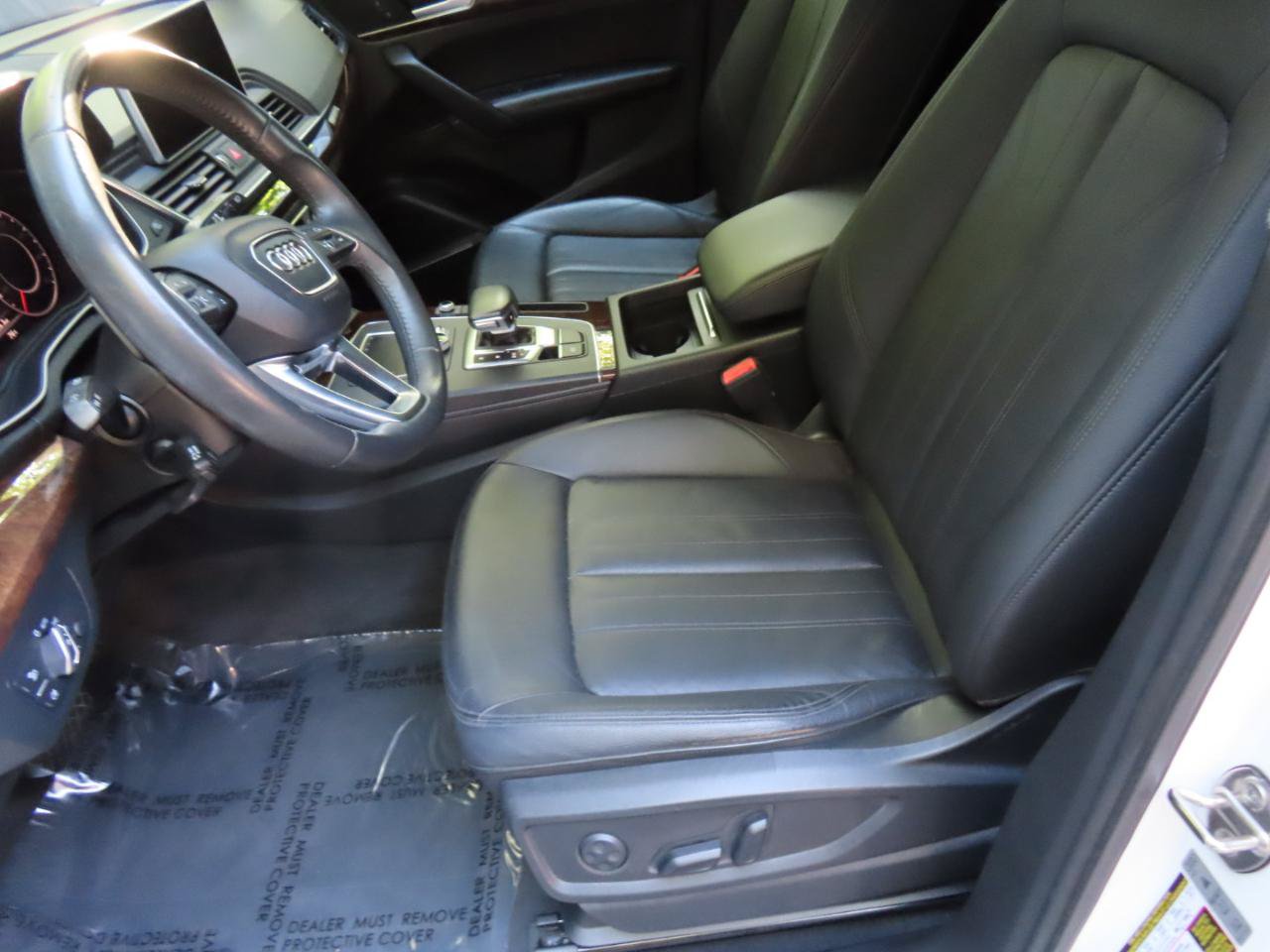 Used 2020 Audi Q5 2.0T Premium Plus w/ Premium Plus Package AWD/4WD image 7