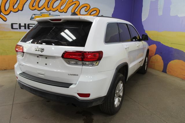 Used 2022 Jeep Grand Cherokee Laredo E AWD/4WD image 4