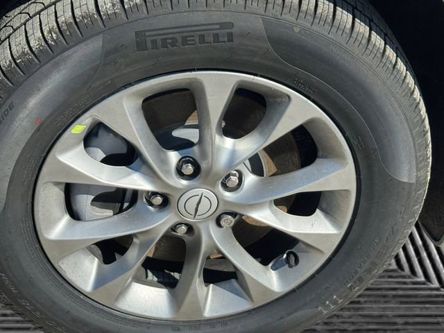 New 2026 Chrysler Pacifica Select image 9