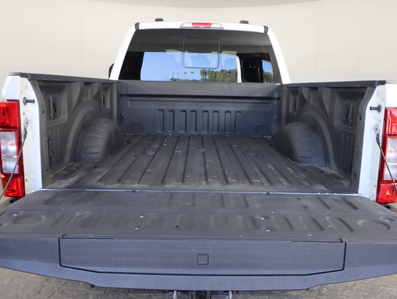 Used 2020 Ford F250 Lariat w/ Lariat Ultimate Package image 8