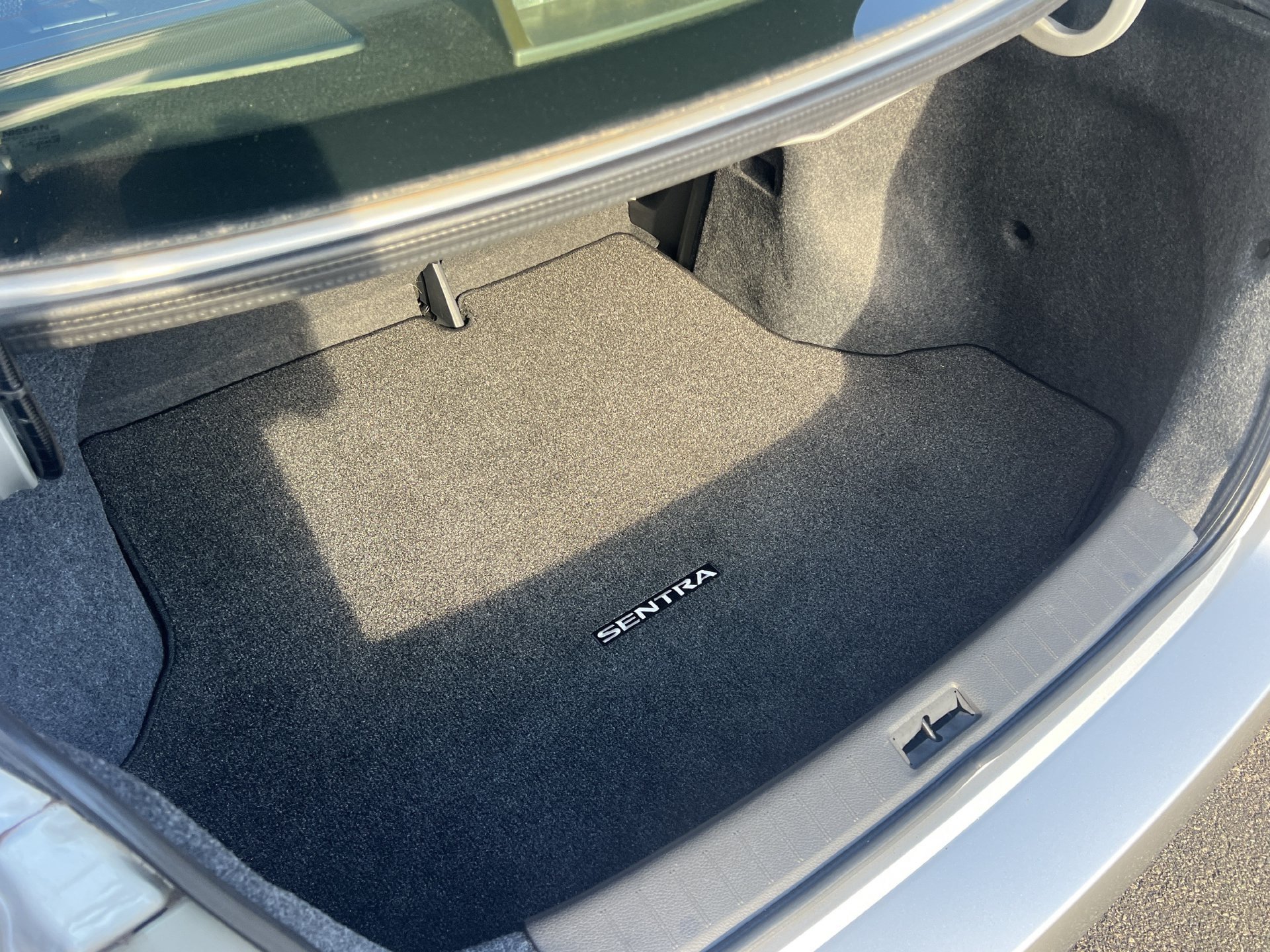 Used 2019 Nissan Sentra S FWD image 18