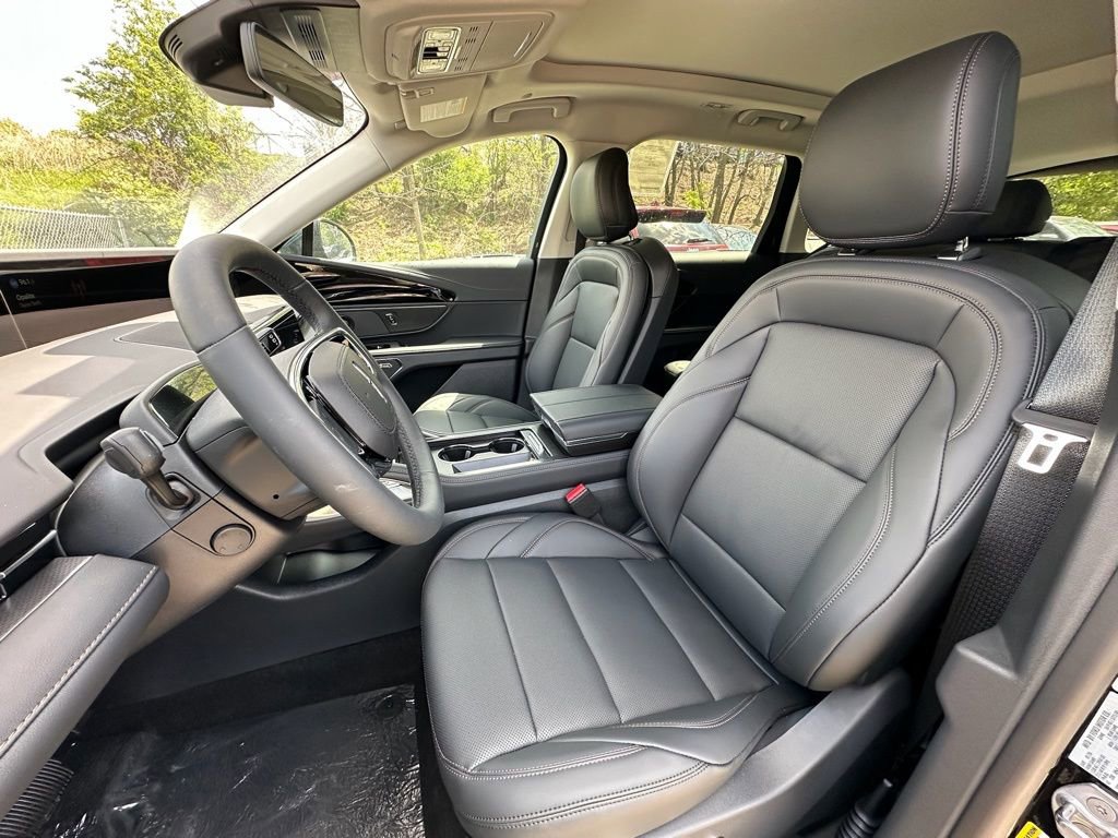 New 2026 Lincoln Nautilus Premier w/ Equipment Group 102A AWD/4WD image 18