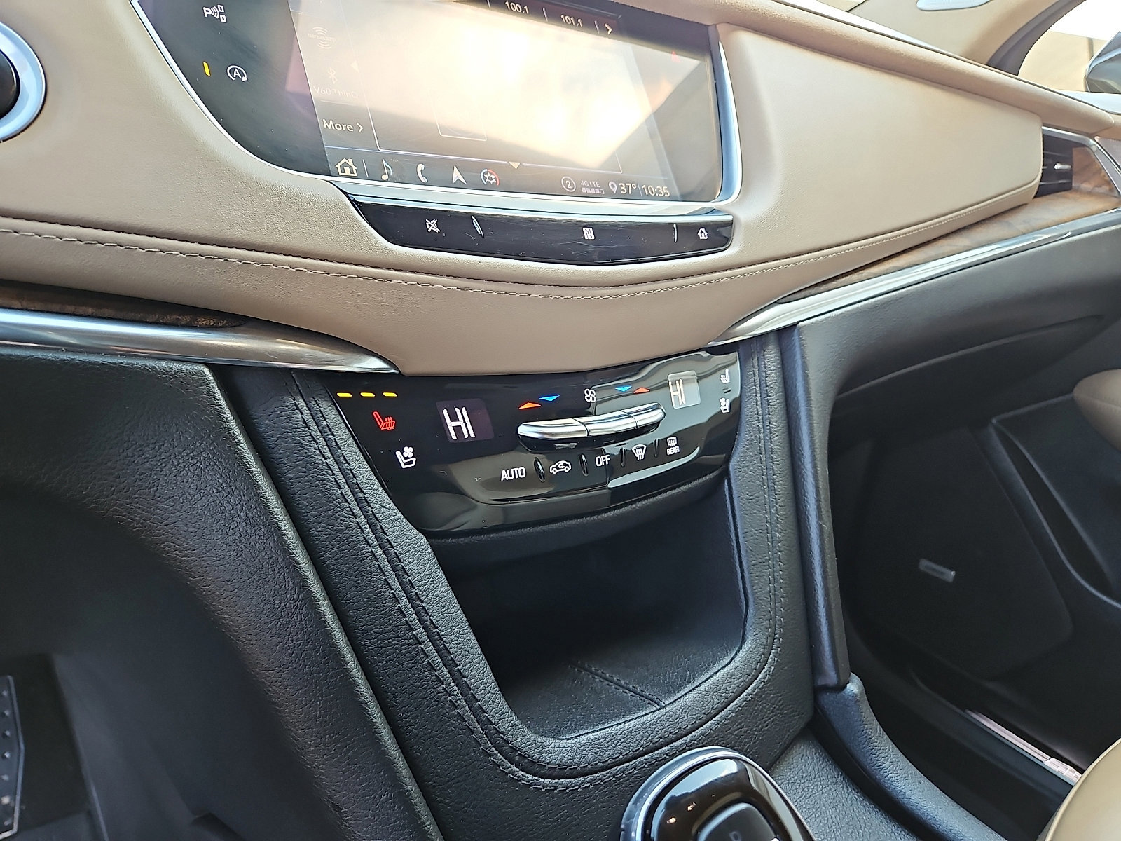 Used 2020 Cadillac XT5 Premium Luxury w/ Platinum Package image 16