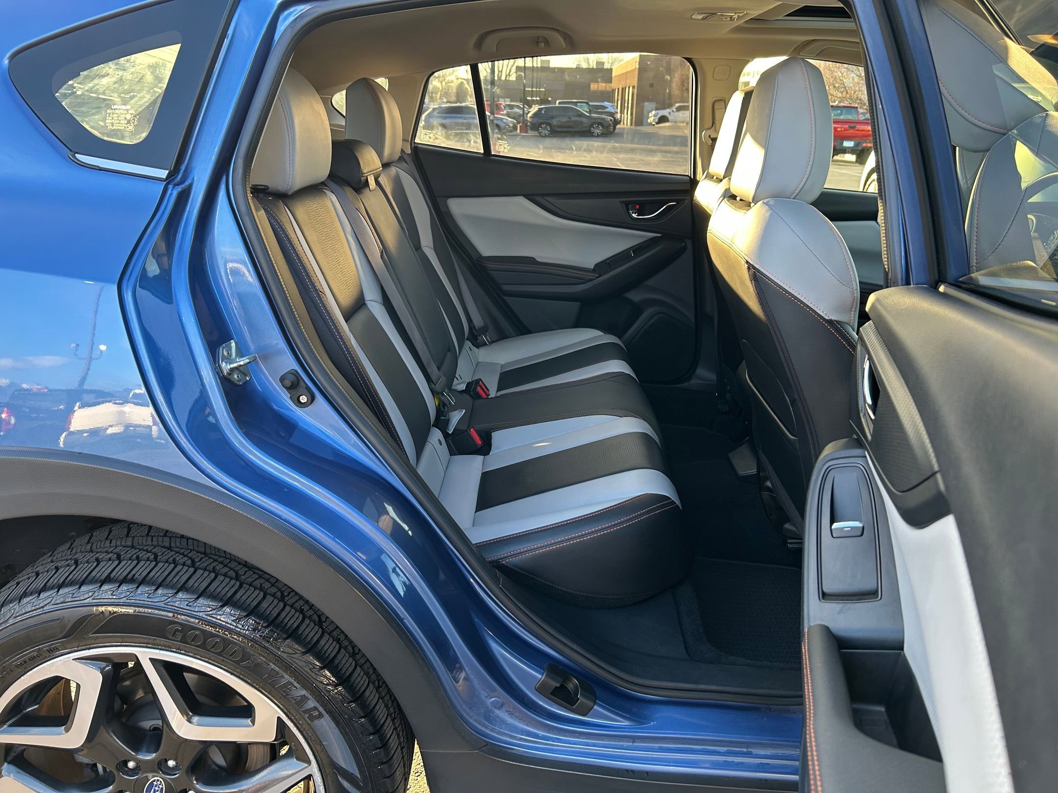 Used 2020 Subaru Crosstrek 2.0i Limited w/ Moonroof Package image 25