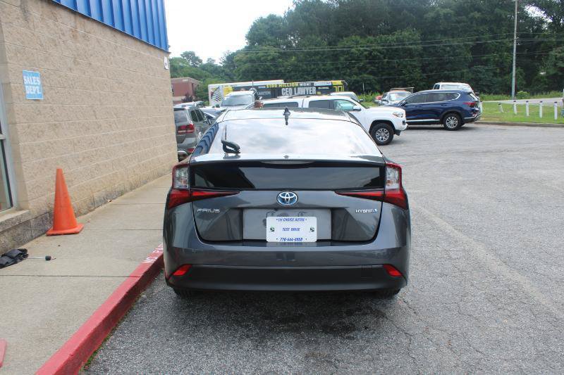 Used 2022 Toyota Prius LE FWD image 5