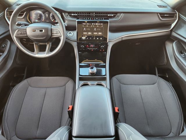 Certified 2025 Jeep Grand Cherokee Laredo X w/ Luxury Tech Group I image 25