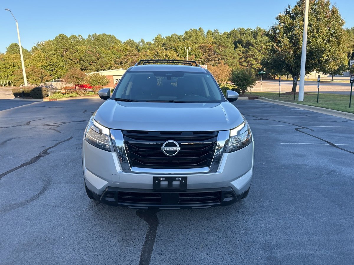 Used 2022 Nissan Pathfinder SV w/ Cargo Package image 2