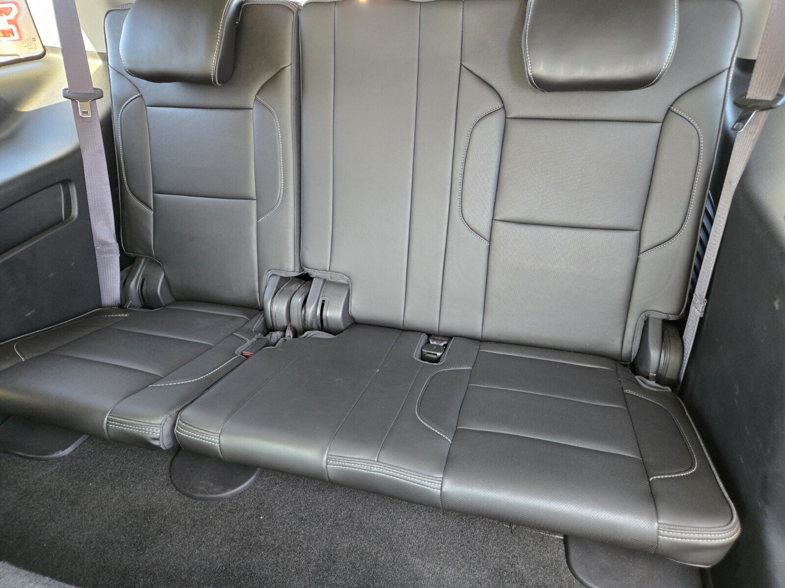 Used 2017 GMC Yukon Denali AWD/4WD image 10