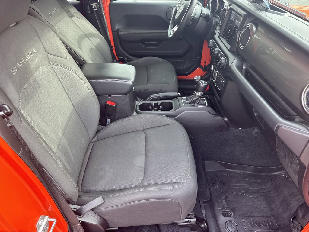 Used 2019 Jeep Wrangler Unlimited Sahara image 13