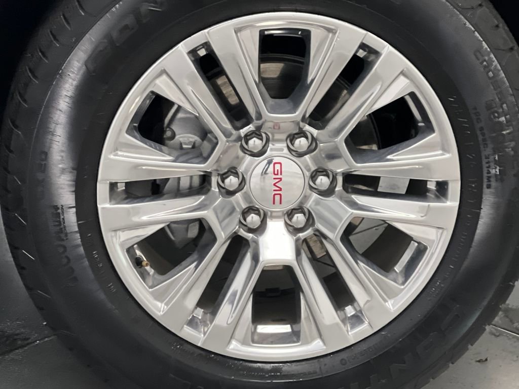 Used 2025 GMC Yukon Denali image 70