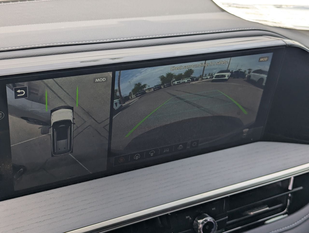 New 2027 INFINITI QX80 Sensory AWD/4WD image 19