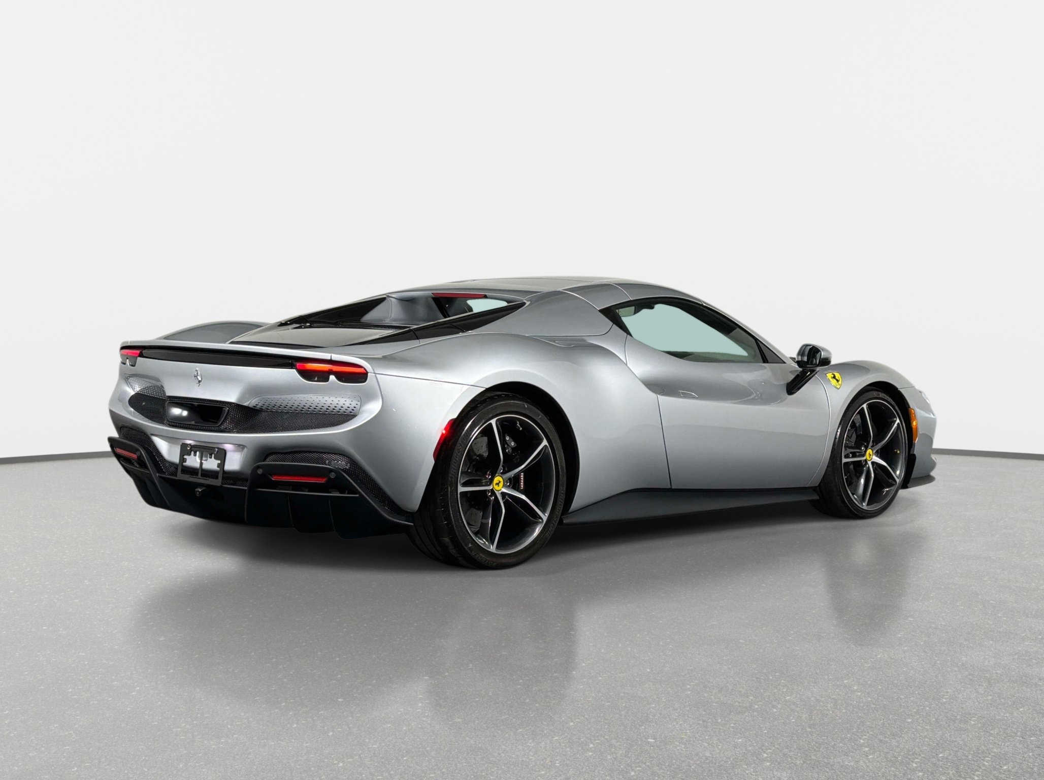 Used 2025 Ferrari 296 GTS RWD image 6