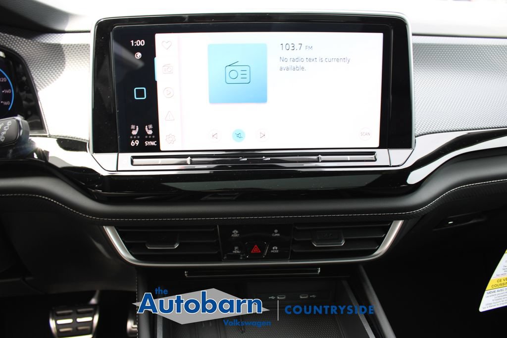 New 2026 Volkswagen Atlas Cross Sport SEL R-Line AWD/4WD image 13