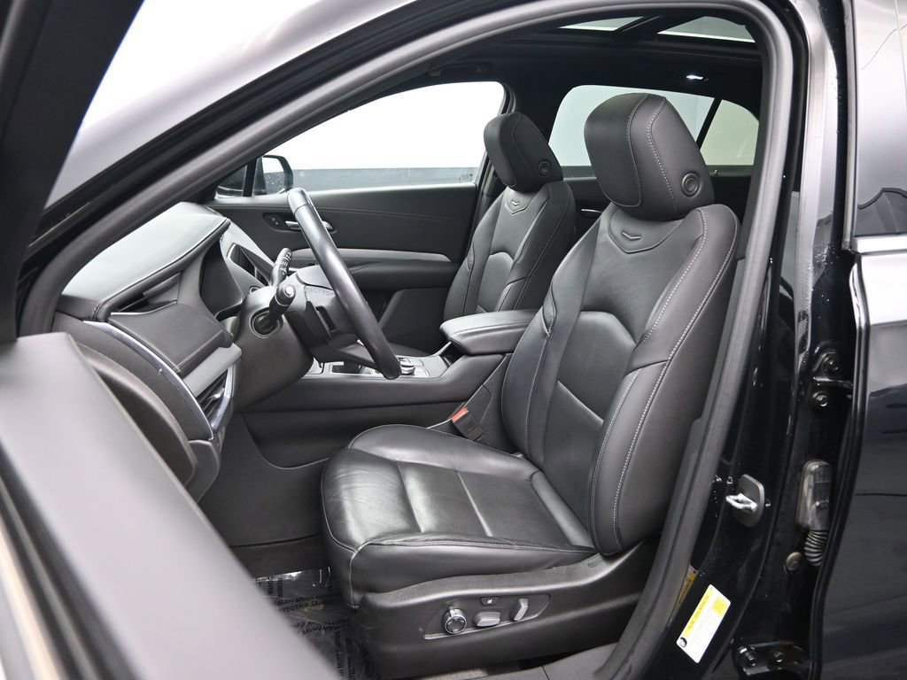 Used 2019 Cadillac XT4 Premium Luxury image 23