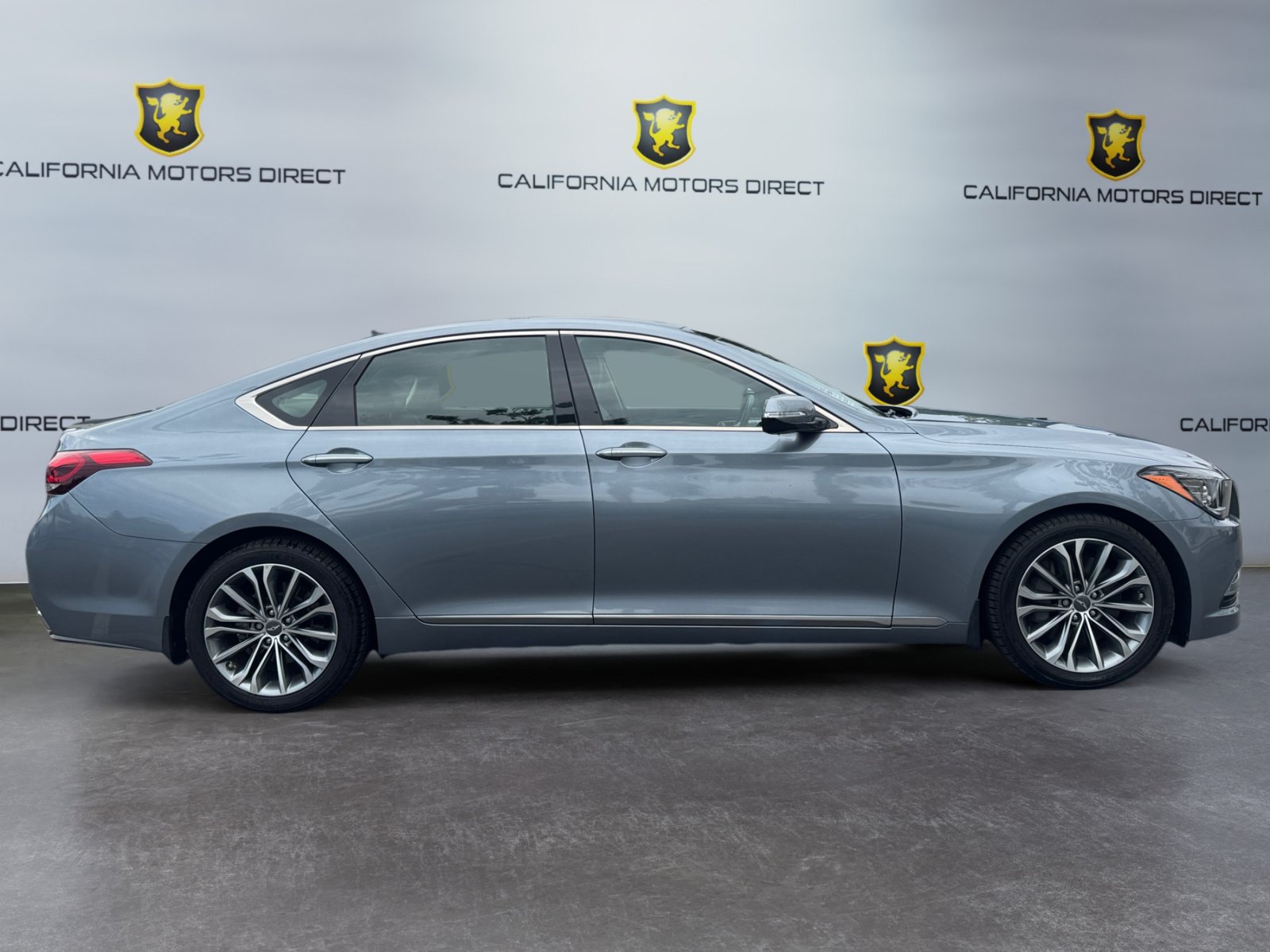 Used 2015 Hyundai Genesis 3.8 w/ Option Group 03 RWD image 6