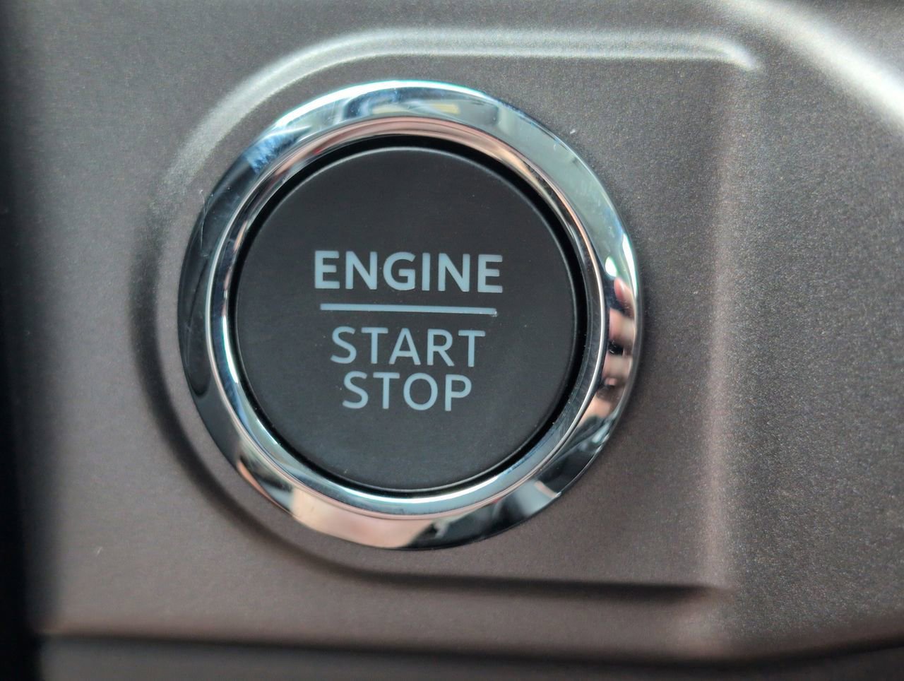 New 2025 Ford F150 XLT w/ Equipment Group 303A High image 28