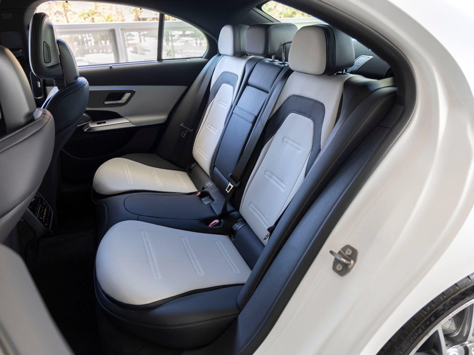 New 2027 Mercedes-Benz E 53 AMG e 4MATIC Sedan image 21