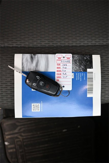 Used 2018 Ford F150 XLT w/ Trailer Tow Package image 9