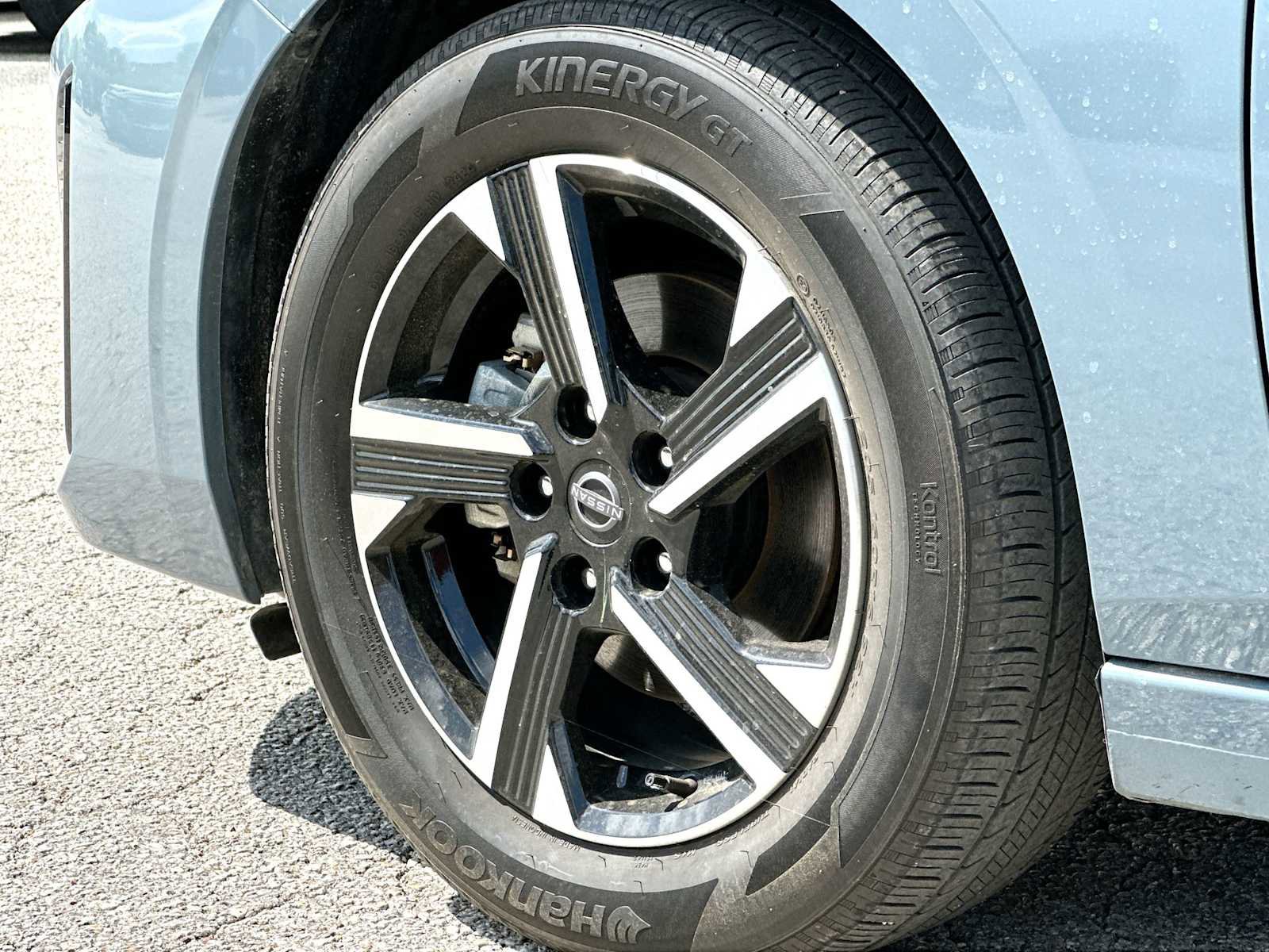 Used 2025 Nissan Sentra SV image 11