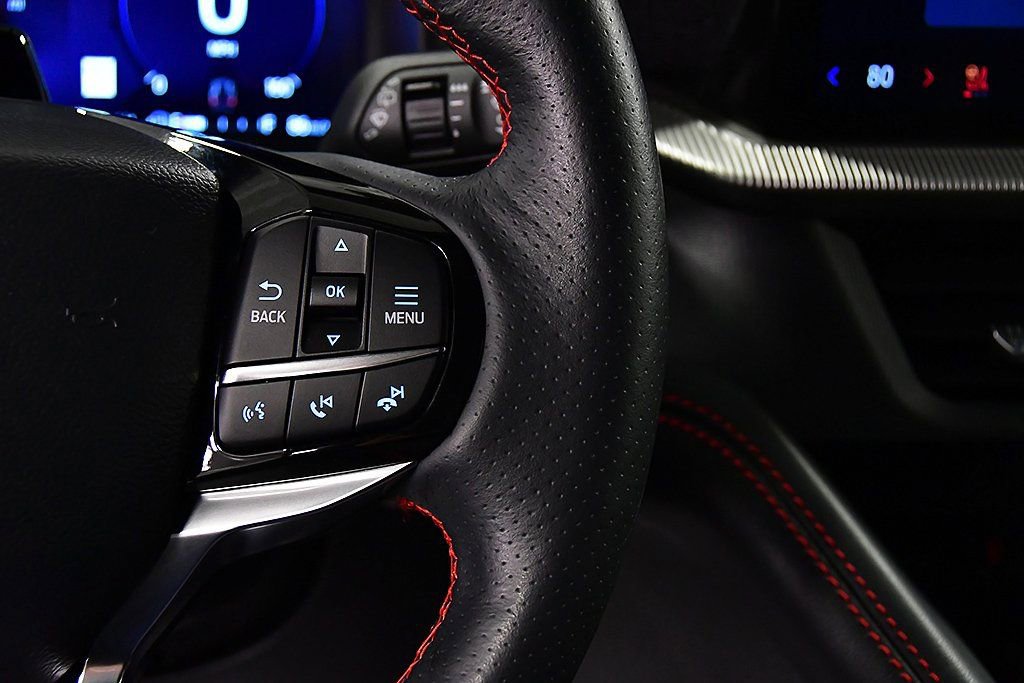 Used 2025 Ford Explorer ST-Line image 19