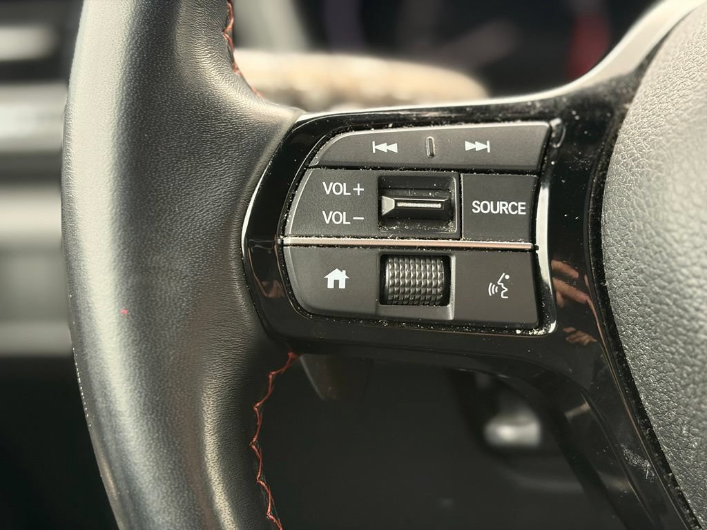 Used 2025 Honda Pilot Sport image 24