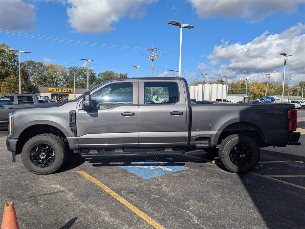 New 2026 Ford F250 XL image 3