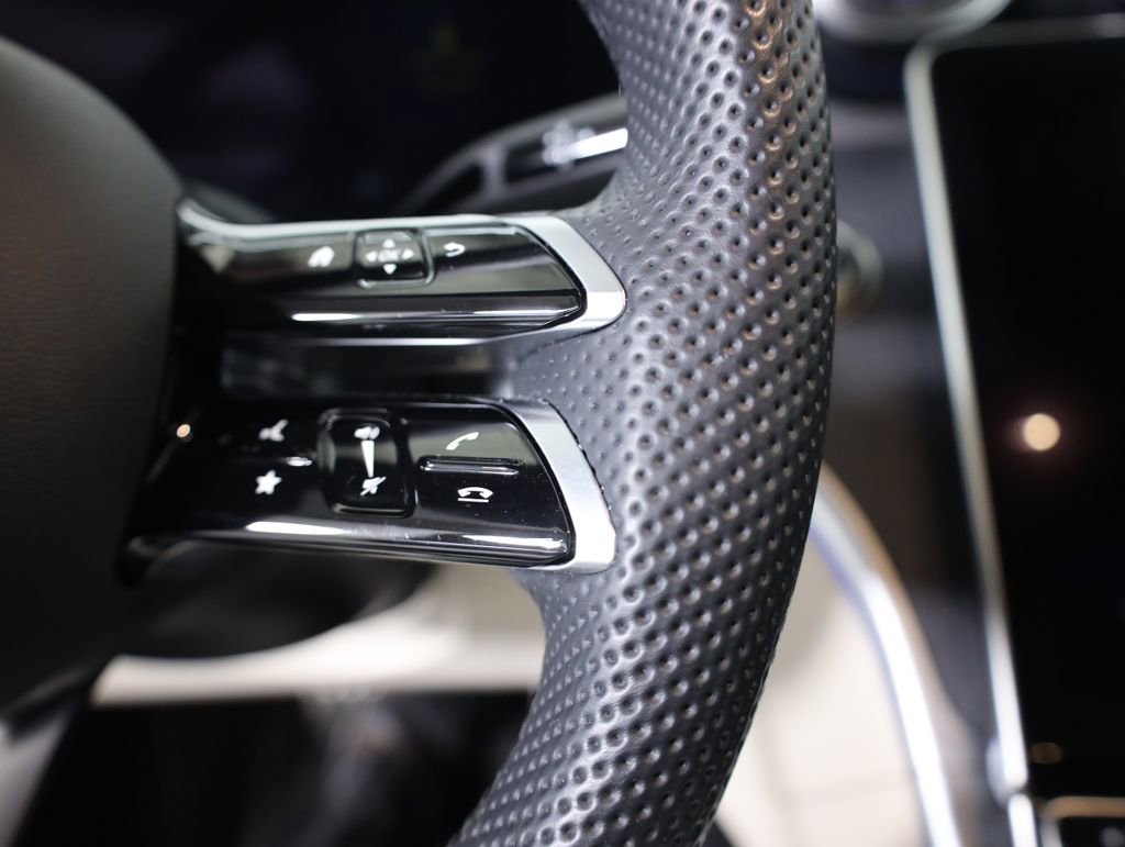 Certified 2025 Mercedes-Benz CLE 450 4MATIC Cabriolet image 30