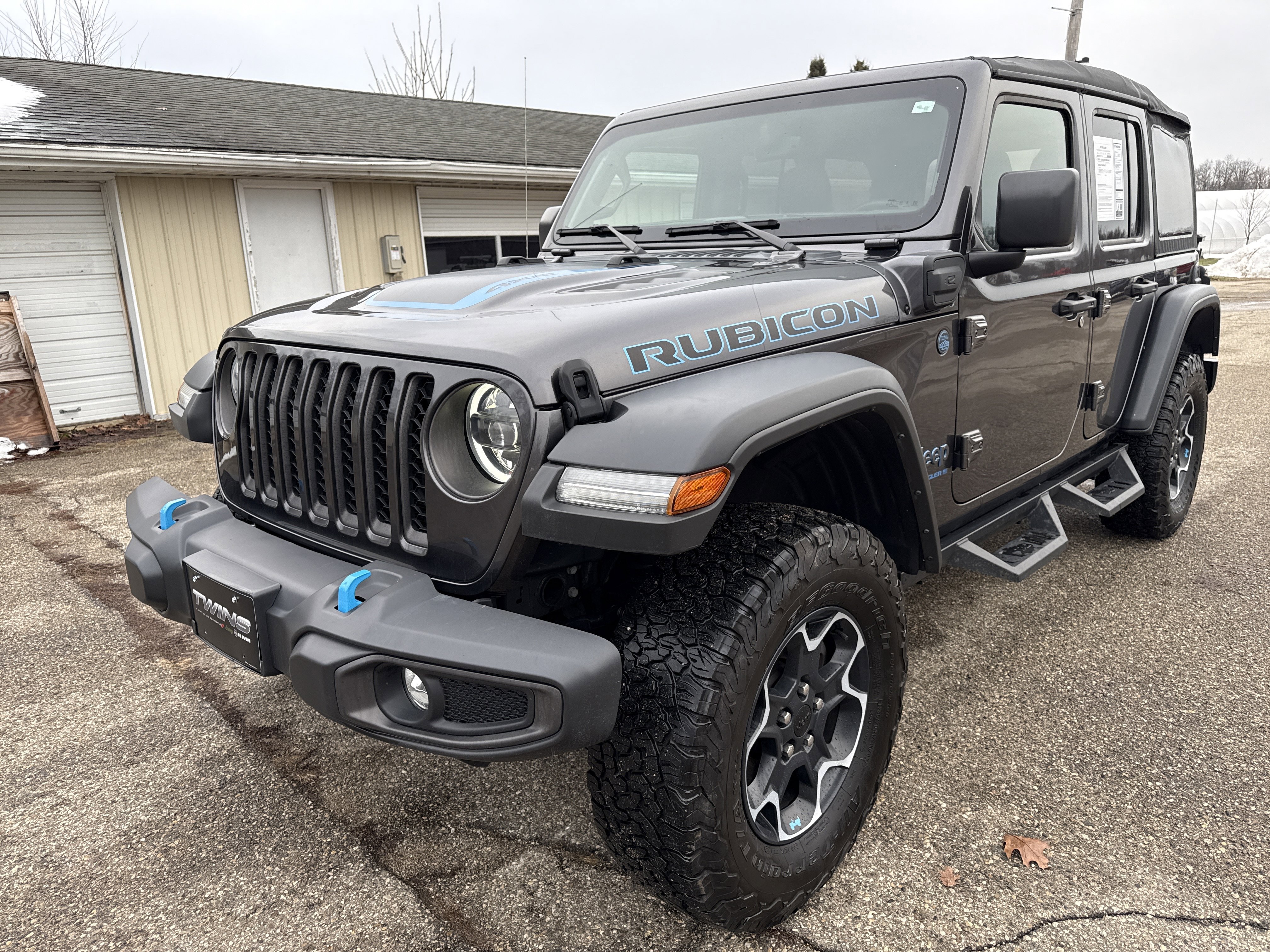 Used 2023 Jeep Wrangler Unlimited Rubicon 4xe image 11