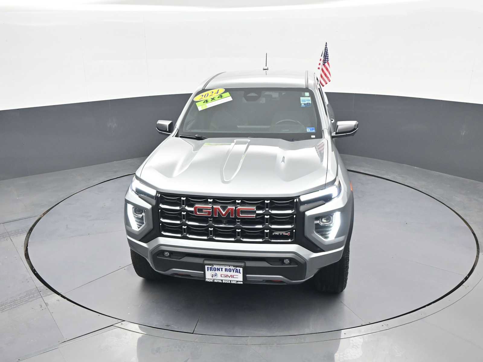 Used 2024 GMC Canyon AT4 w/ Technology Package AWD/4WD image 31