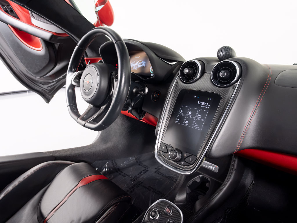 Used 2017 McLaren 570S RWD image 29