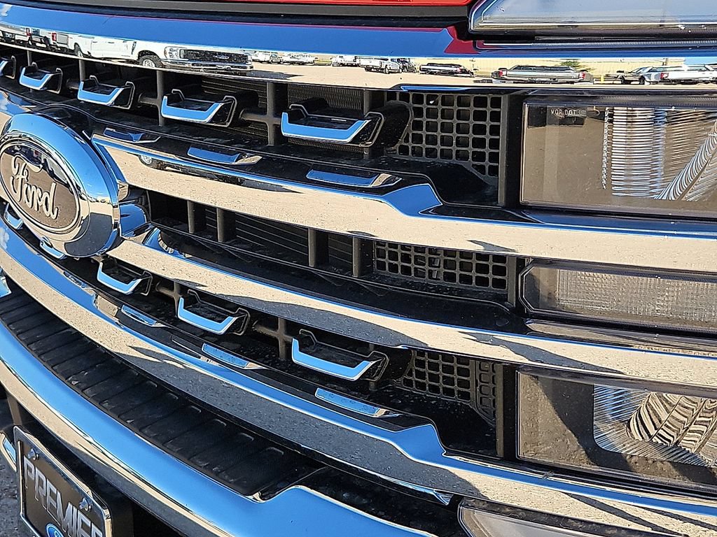 New 2026 Ford F250 XLT w/ XLT Premium Package AWD/4WD image 14